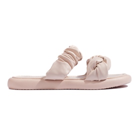 Stilfulde beige flade flip-flops til kvinder