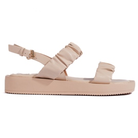 Beige sandaler med flæser