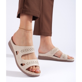 Komfortable beige flip-flops til kvinder