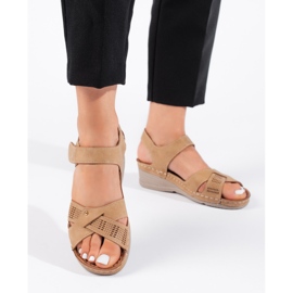 Damesandaler med kamelkile med velcro brun