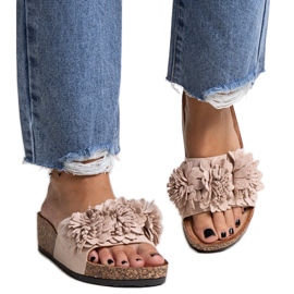 Beige flip-flops med blomster på Apolonia platformen