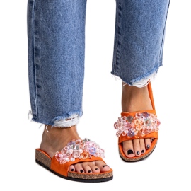 Orange flip-flops dekoreret med Negistina sten