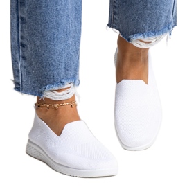 Dårligt hvide slip-on sneakers