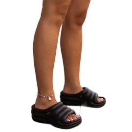 Aminas sorte massive flip-flops