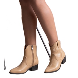 Beige cowboystøvler fra Madia