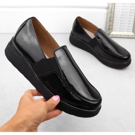 Læderlak, sorte slip-on sko til kvinder T.Sokolski J24-440