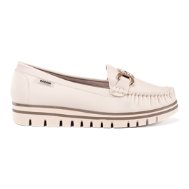 Beige dame loafers på platformen