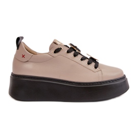 Sneakers i læder til kvinder med stifter på CheBello 4596 platformen Beige