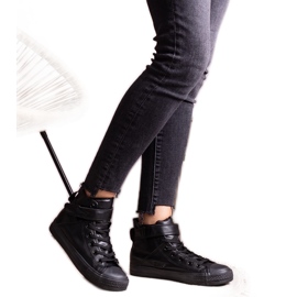 Sorte high-top sneakers lavet af Bonbonita øko læder
