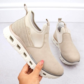 Komfortable, high-top, beige slip-on sko til kvinder Rieker M6053-62
