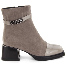 Ankelstøvler til kvinder med en dekorativ hæl D&amp;A S.Barski Premium Collection MR880-018 beige
