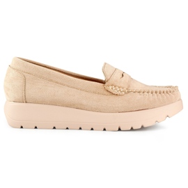 Komfortable beige damemoccasiner med en tyk sål og en læderindersål