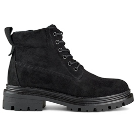 Klassiske sorte ruskindssneakers til kvinder