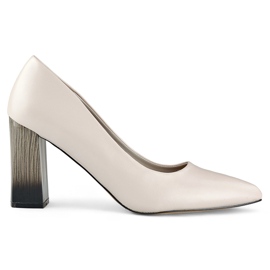 Beige højhælede pumps med læder indersål
