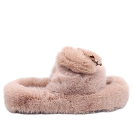 Pelssko med sløjfe og en Burano Khaki bamse beige