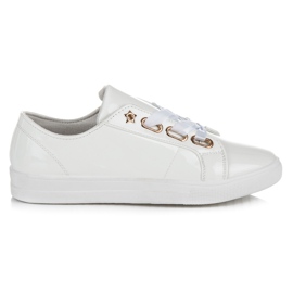 Ideal Shoes Lakerede sneakers med bånd hvid