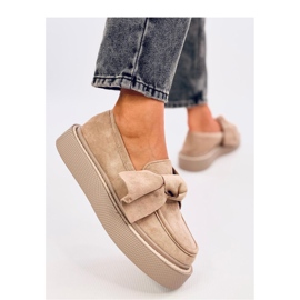 Tempelton Khaki ruskindsmokkasiner med sløjfe - Inello beige