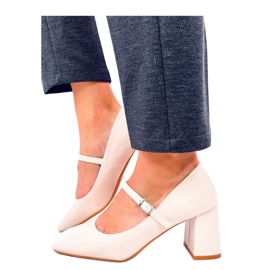 Maddoi Beige patent højhælede pumps - Inello