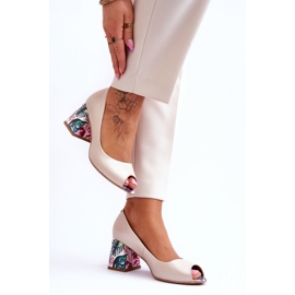 Step in style Pumps Model Lewski Sko 2608/K Beige Perła - Træd med stil