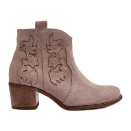Step in style Støvler Model Zazoo 3426 Cappuccino - Træd med stil beige