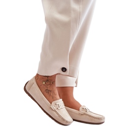 Kvinders beige ruskindsmokkasiner