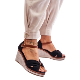 Step in style Sandaler Model Daphne M338 Sort - Træd med stil