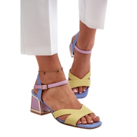 Step in style Sandaler Model Da CR482 Gul - Træd med stil