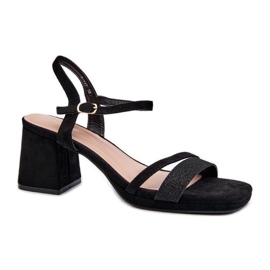 Step in style Sandaler Model Tessata C-147 Sort - Træd med stil