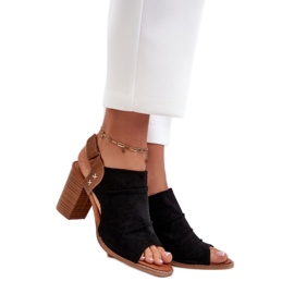 Step in style Sandaler Model Rosca 24SD35-7184 Sort - Træd med stil