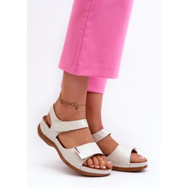 Step in style Sandaler Model Iphiope 22SD98-0146 Sølv - Træd med stil grå