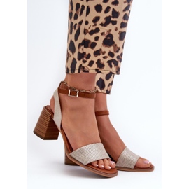 Step in style Sandaler Model Ronvia 24SD35-7082 Guld - Træd med stil