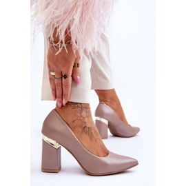 Pumps Model Lewski 3117 Beige - Step in style