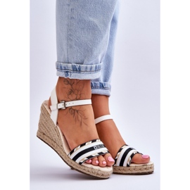 Step in style Sandaler Model Big Star LL274878 Hvid - Træd med stil