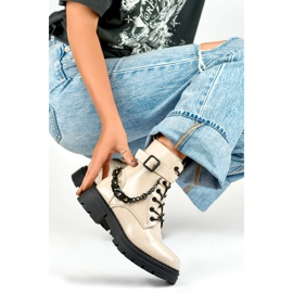Workers Model 250013BE-LA Beige lak - PRIMO