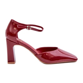Burgundy Emindria patent øko læder pumps på en høj hæl rød