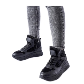 Sorte isolerede høje sneakers fra Malles - Solea