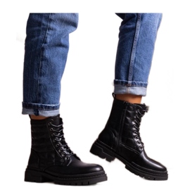Sorte quiltede sneakers