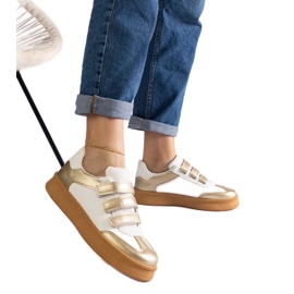 Guld sneakers med velcrolukning gylden