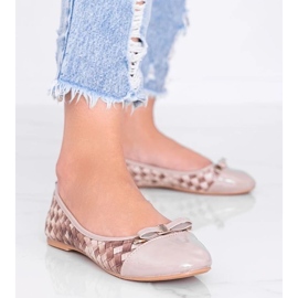 D/GMR Beige ballerinaer med et flettet Broadway -mønster