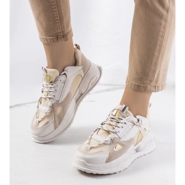 D/GMR Beige Mansfield sneakers