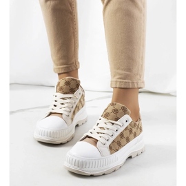 D/GMR Beige sneakers på Meliko platformen
