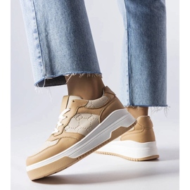 D/GMR Beige sneakers dekoreret med Paré-prægning