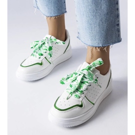 D/GMR Hvide sneakers bundet med Pryor-bånd