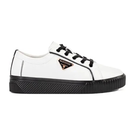 Goodin Læderhvide og sorte sneakers på en tyk sål