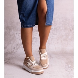 D/GMR Beige sneakers med spejlindsats fra Kollins