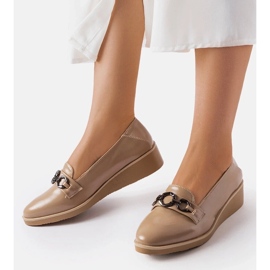 D/GMR Beige lakerede wedge loafers fra Erin