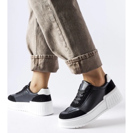 D/GMR Sorte sneakers på en tyk Seluci platform