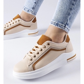 D/GMR Beige sneakers på Mayfield platformen