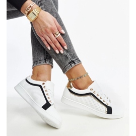 D/GMR Hvide og sorte sneakers på Amala platformen