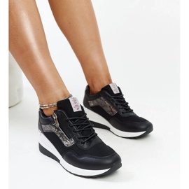 Sorte sneakers til kvinder fra Cross Jeans